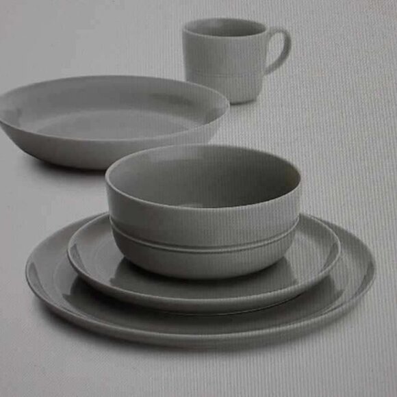 Crate&Barrel Light Grey Cereal Bowls - set of (4) - Picture 7 of 7